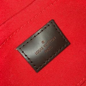 Louis Vuitton Favorite PM